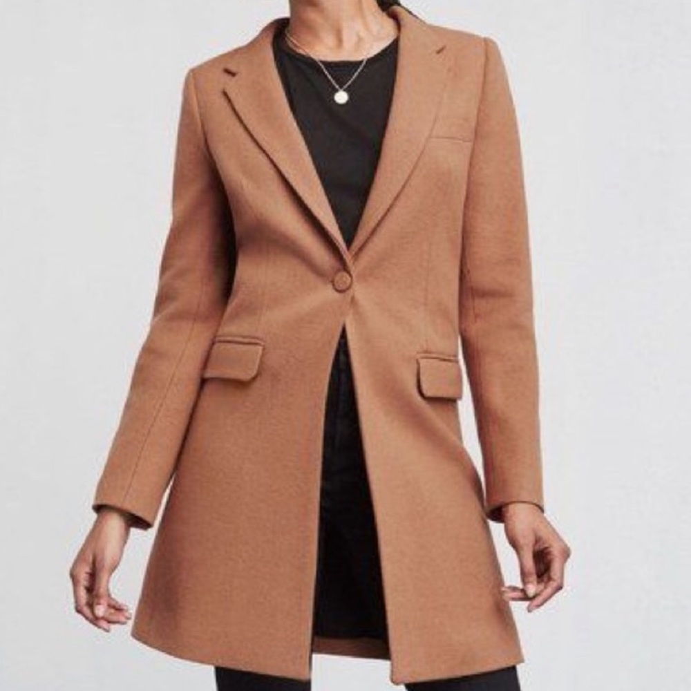 Reformation Daryn Coat in Camel